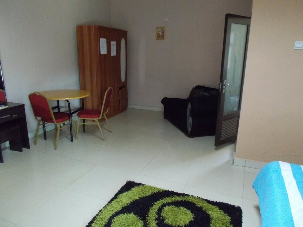 Фото Leget Lodges & Gardens