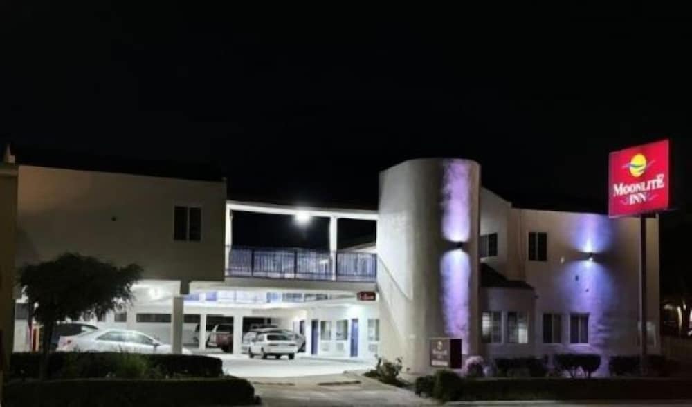 Фото Moonlite Inn Redondo Beach