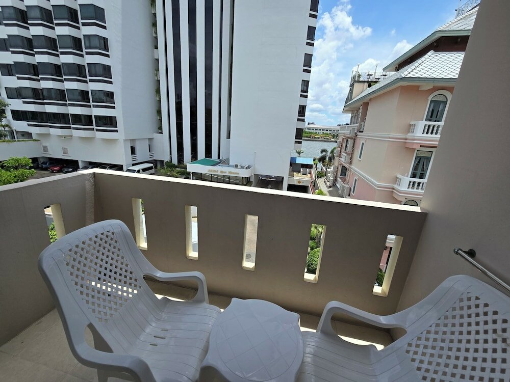 Фото Bella Bella River View