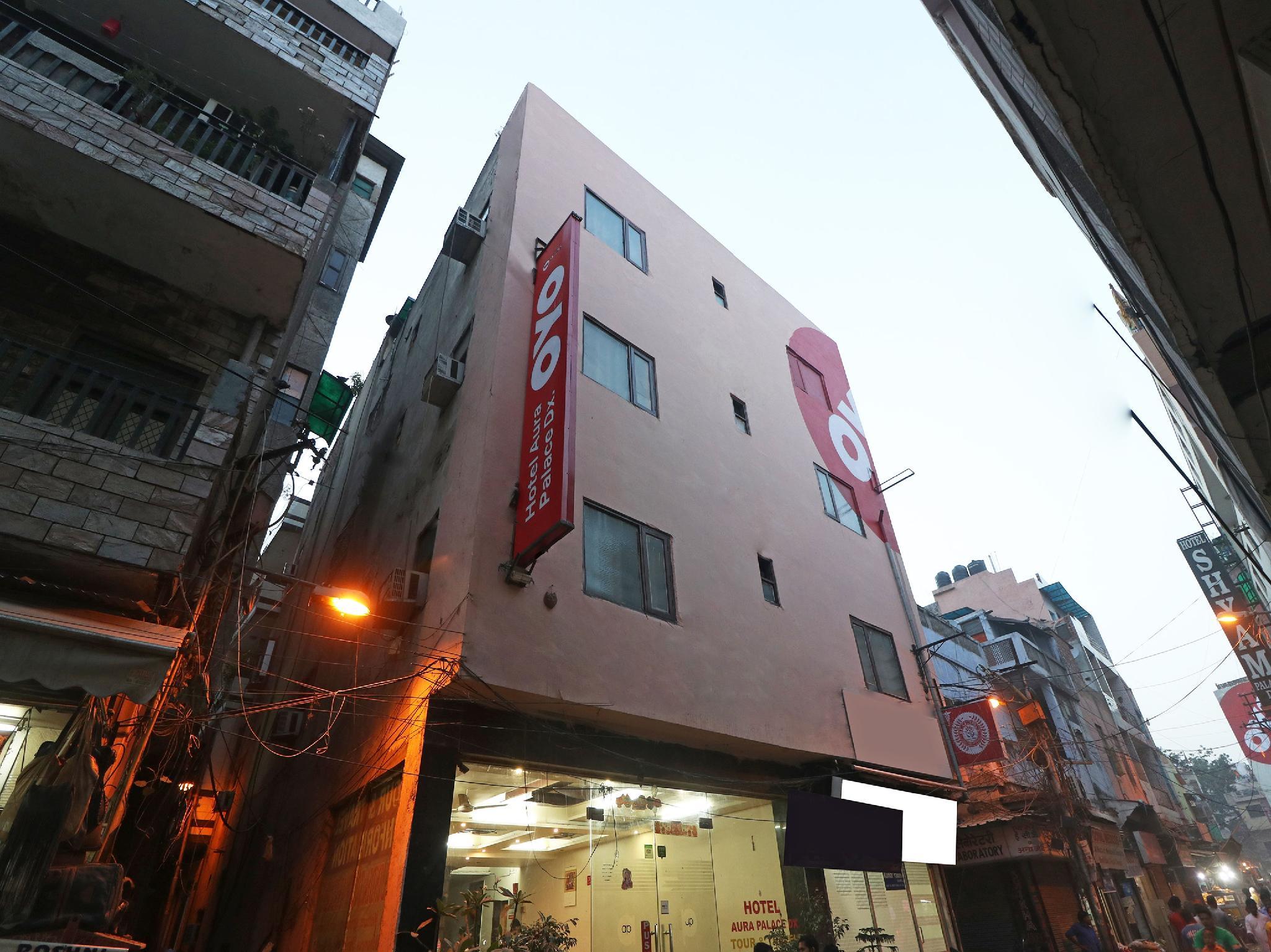 Фото Oyo 9726 Hotel Aura Palace Deluxe