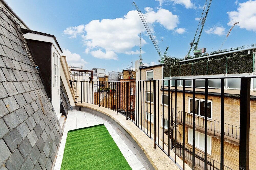 Фото Park Lane Apartments - Clarges St