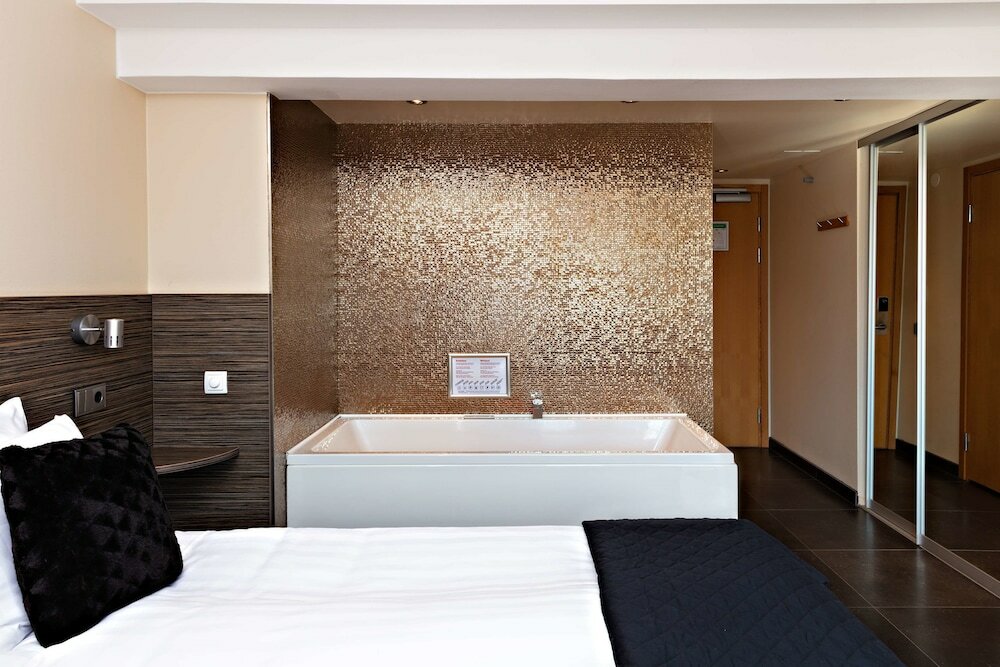 Фото Sure Hotel by Best Western Arena