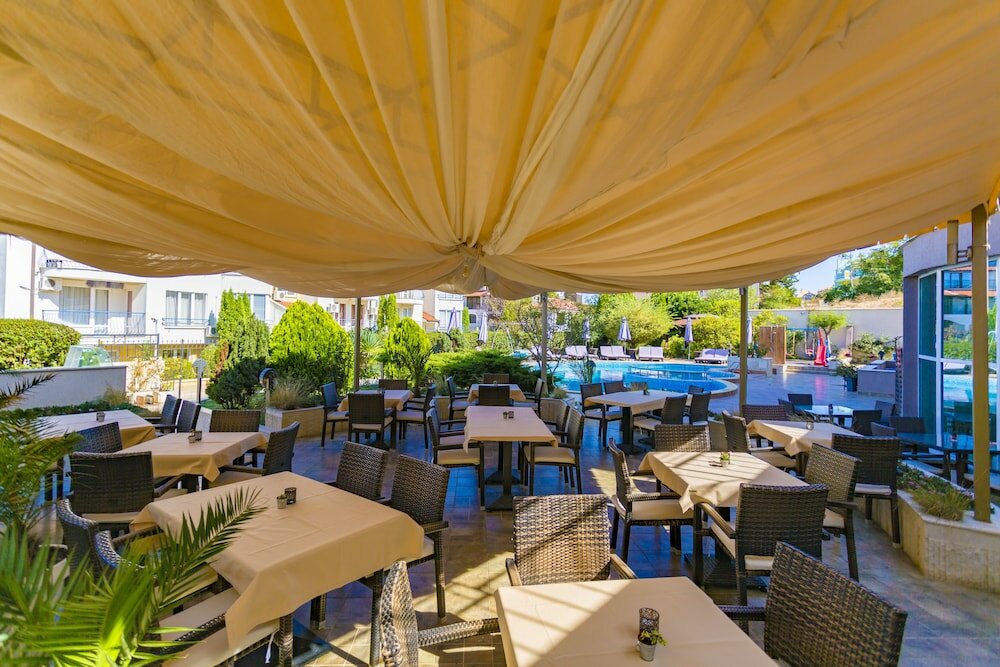 Фото Selena Beach Hotel