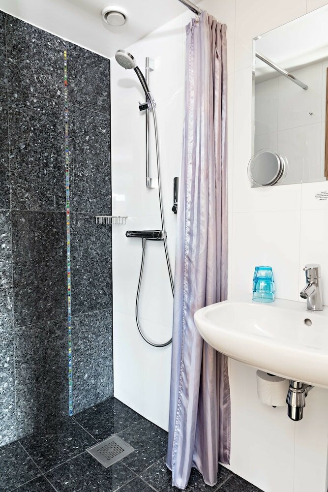 Фото Sure Hotel by Best Western Arena