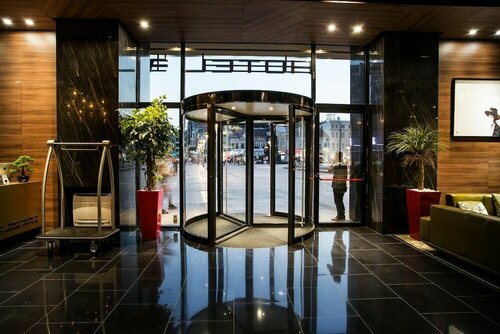 Гостиница Ambasador Hotel в Нише