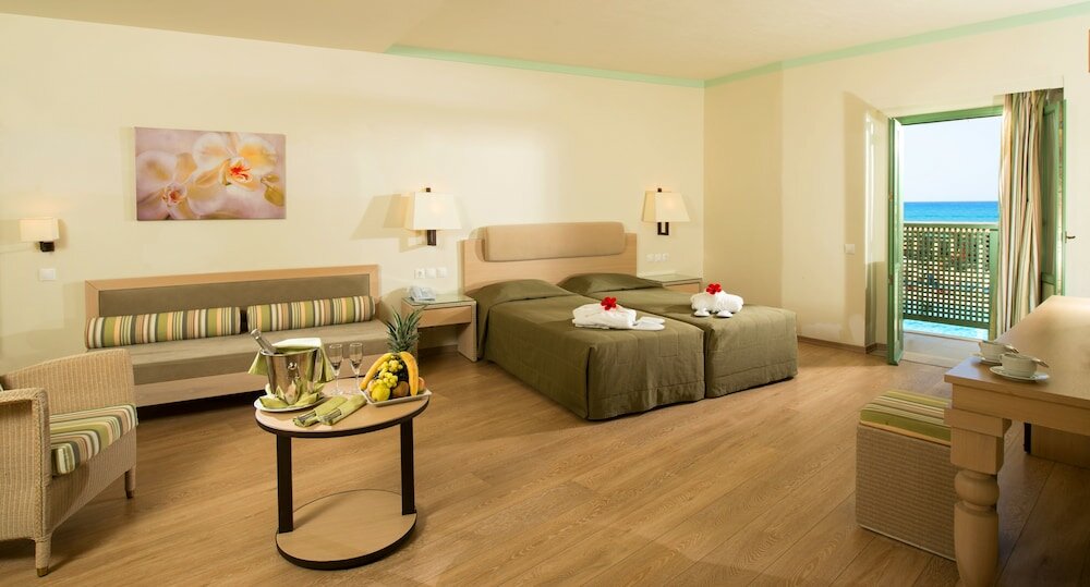 Фото Silva Beach Hotel