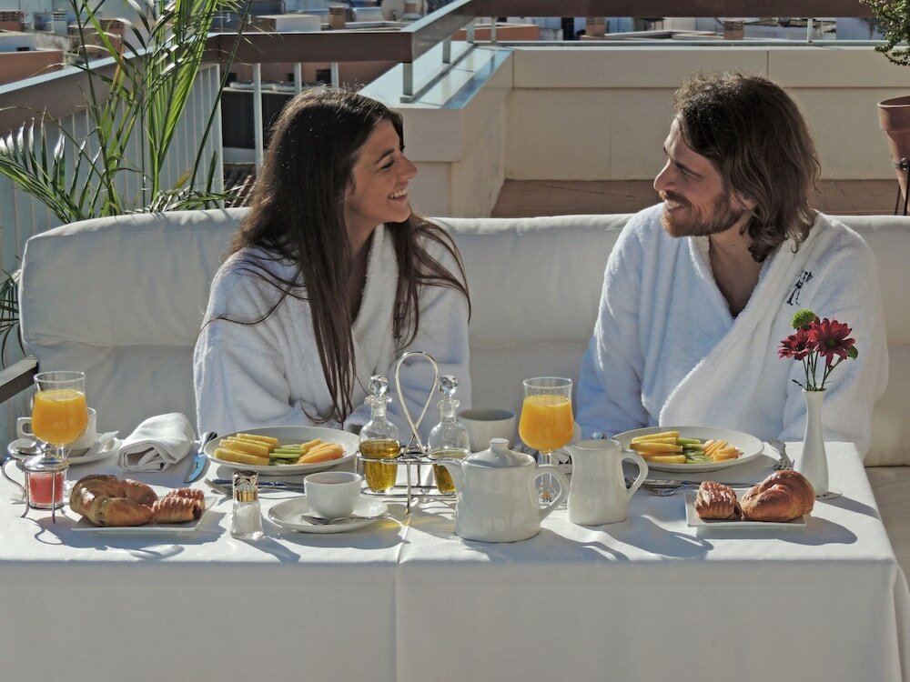 Фото Inglaterra Hotel