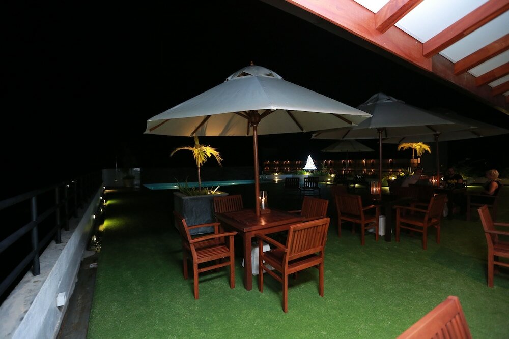 Фото Refresh Hotel