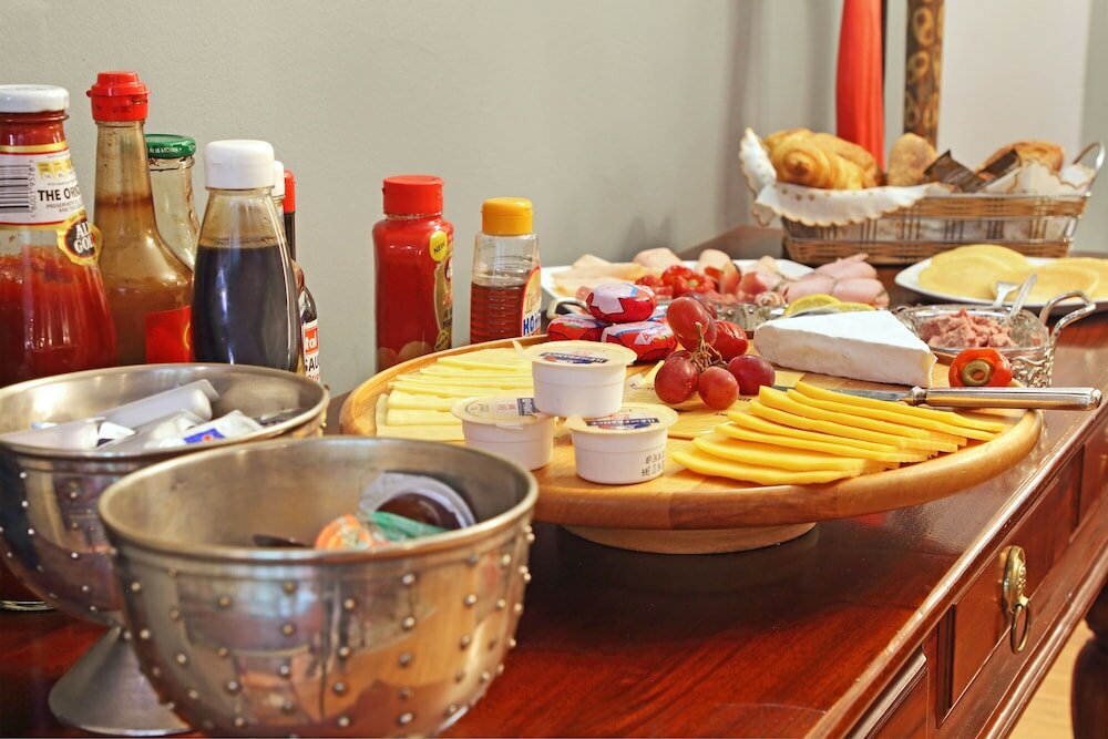 Фото 40 Winks Guest House Green Point Cape Town