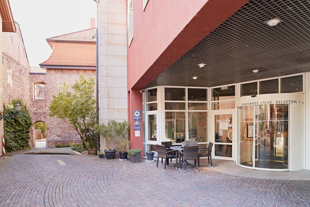 Фото Stadthotel Engel