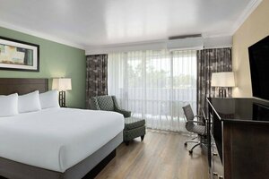 Гостиница Travelodge by Wyndham Monterey Bay