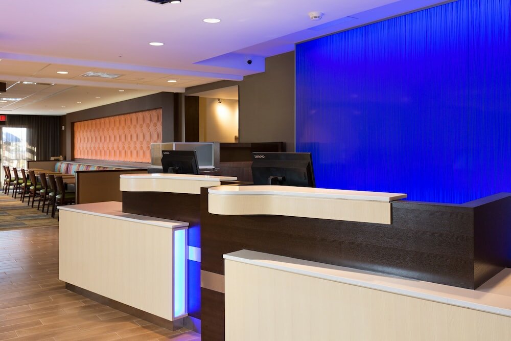 Фото Fairfield Inn & Suites by Marriott Sacramento Folsom