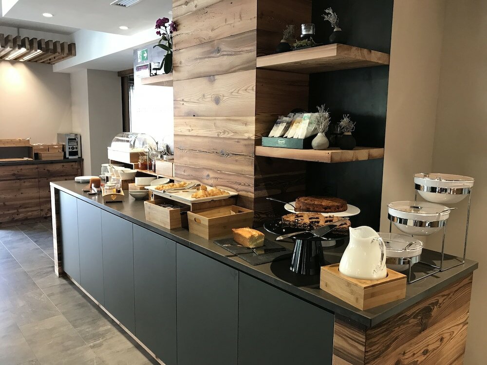 Фото Dolomeet Boutique Hotel