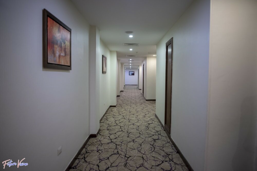 Фото Rehana Plaza Hotel