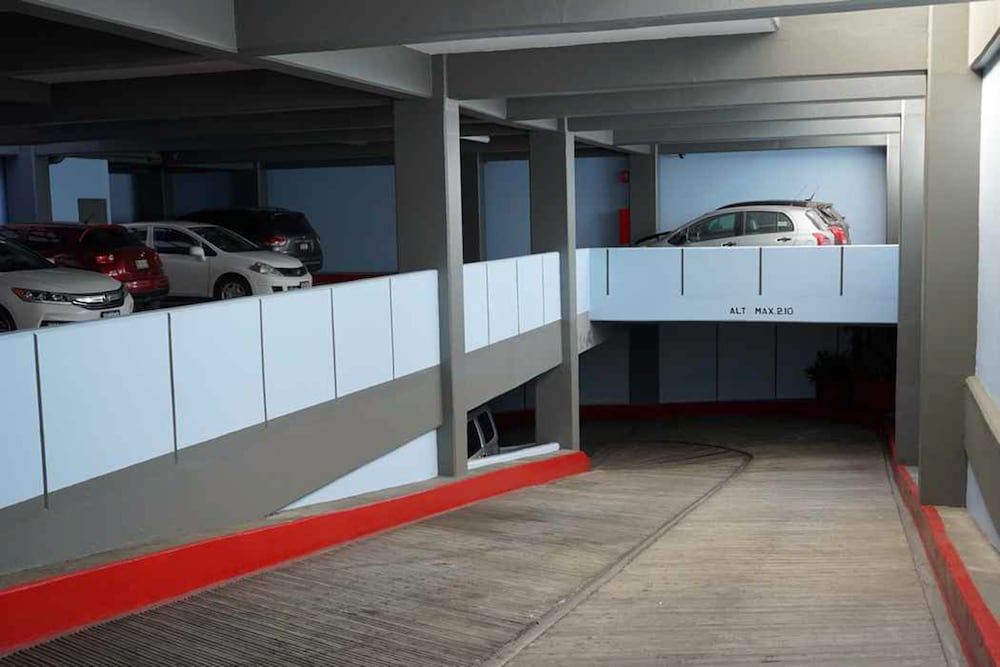 Фото Hotel Monaco Ciudad de Mexico