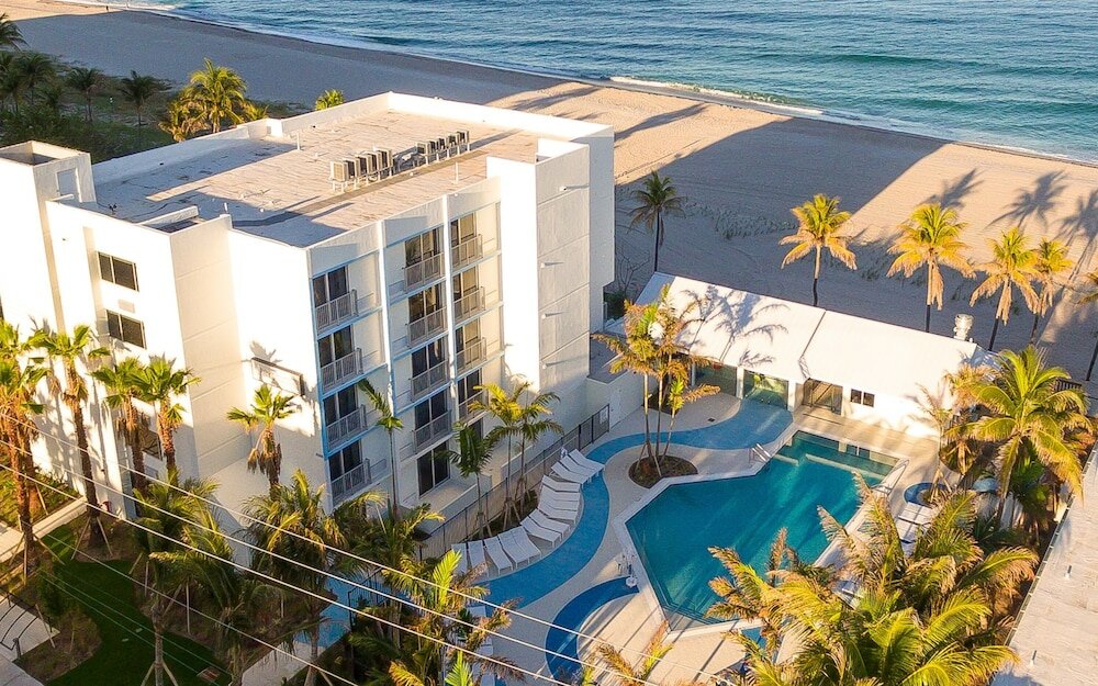 Фото Plunge Beach Resort