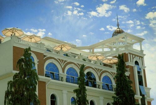 Гостиница Batumi World Palace в Батуми