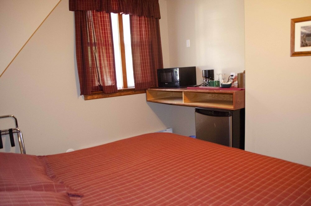 Фото Crandell Mountain Lodge