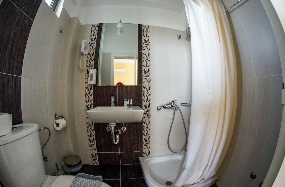 Фото Kokoni Beach Hotel