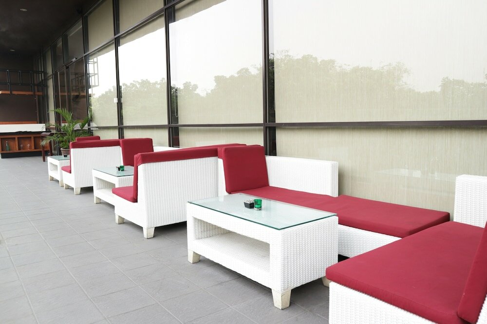 Фото Hotel Santika Premiere Bintaro