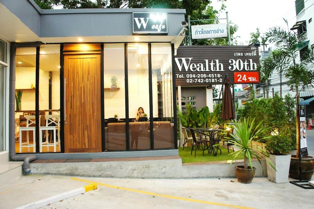 Фото Wealth 30th Apartment