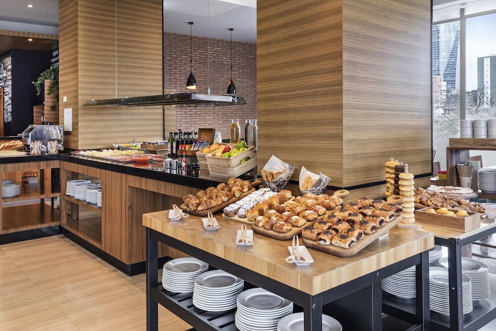 Фото Hotel Madrid Chamartin Affiliated by Melia