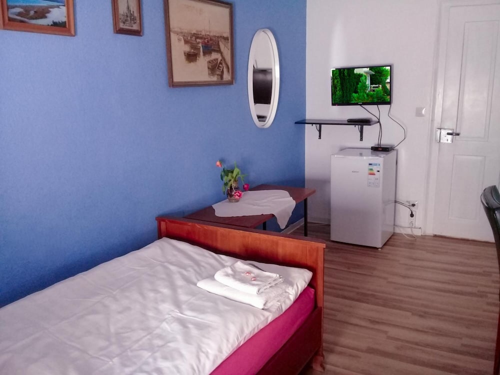 Фото A&s Ferienwohnungen Koblenzer Strasse