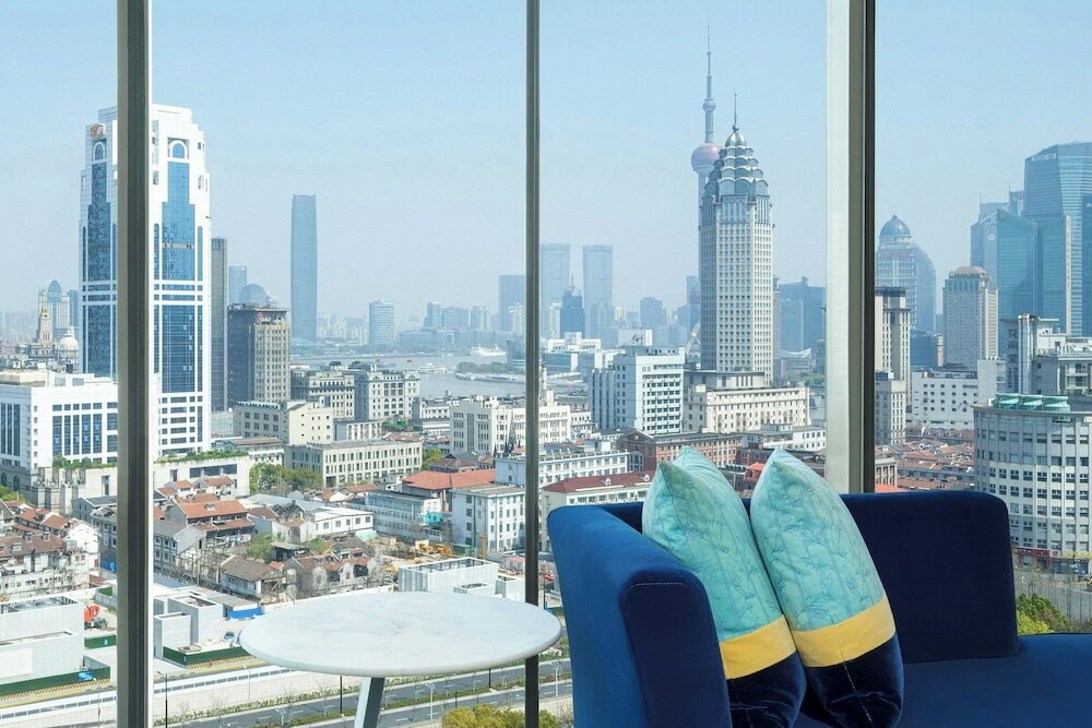 Фото Renaissance Shanghai Yu Garden Hotel