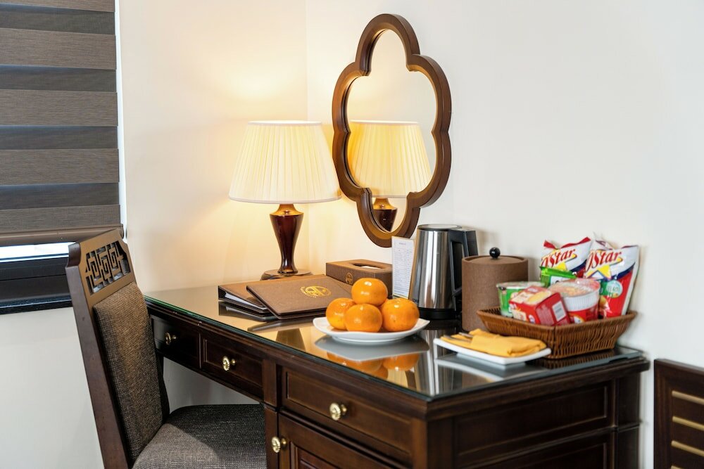 Фото Thanh Lich Royal Boutique Hotel