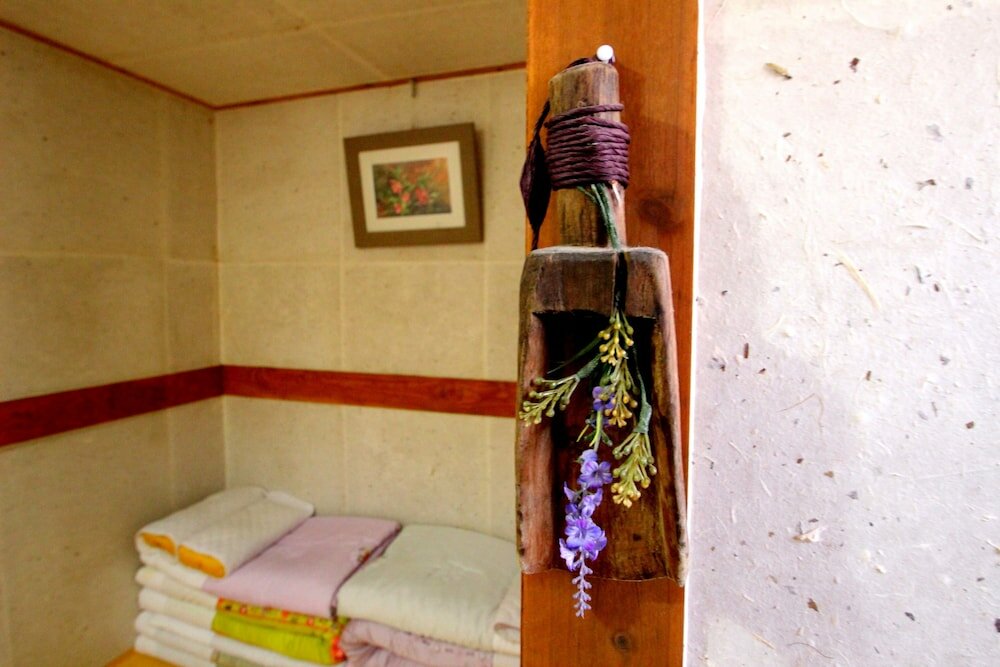 Фото Happiness Full Hanok Guesthouse