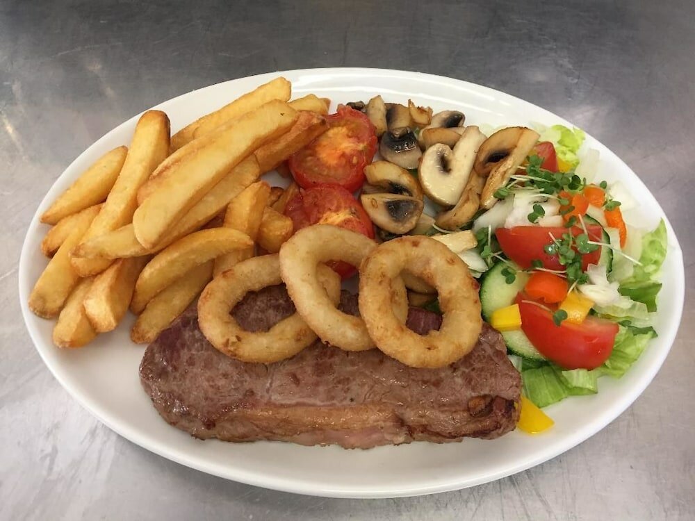 Фото The Five Bells