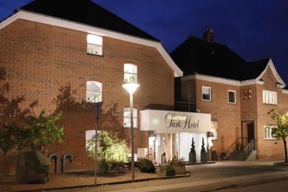 Фото Taastrup Park Hotel