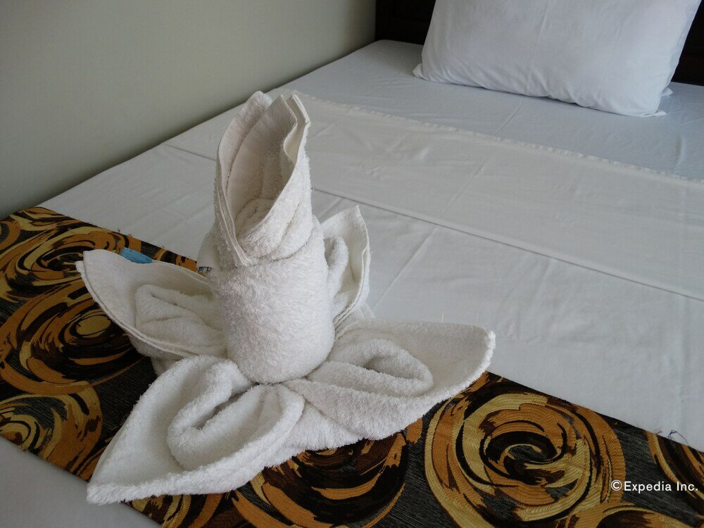 Фото Harbour Gardens Tourist Inn