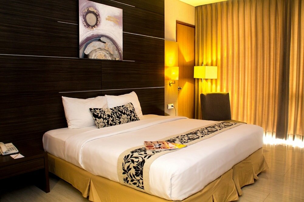 Фото Verona Palace Hotel Bandung