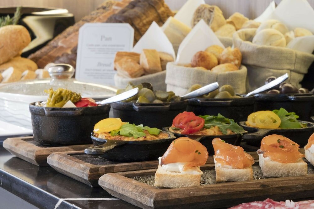 Фото Hotel NH Collection Buenos Aires Jousten