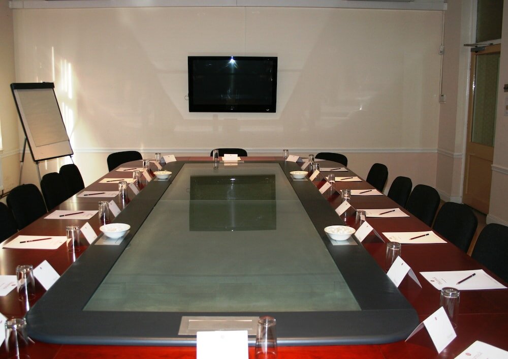 Фото Best Western Thurrock Hotel