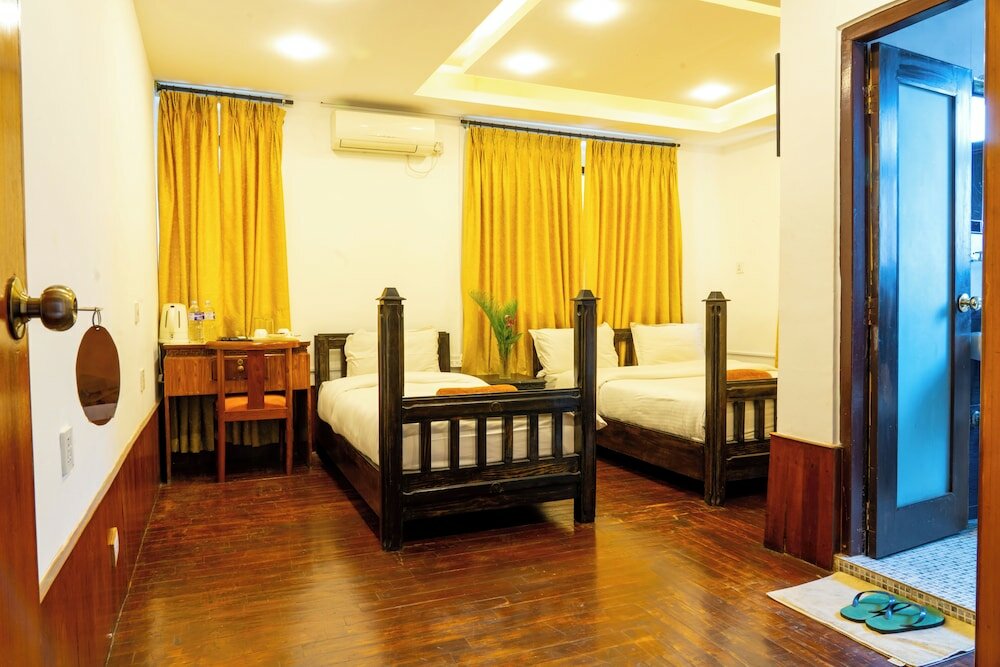 Фото Hotel Ganesh Himal