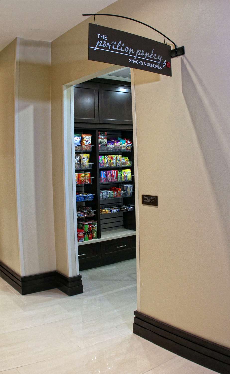 Фото Hilton Garden Inn Victoria