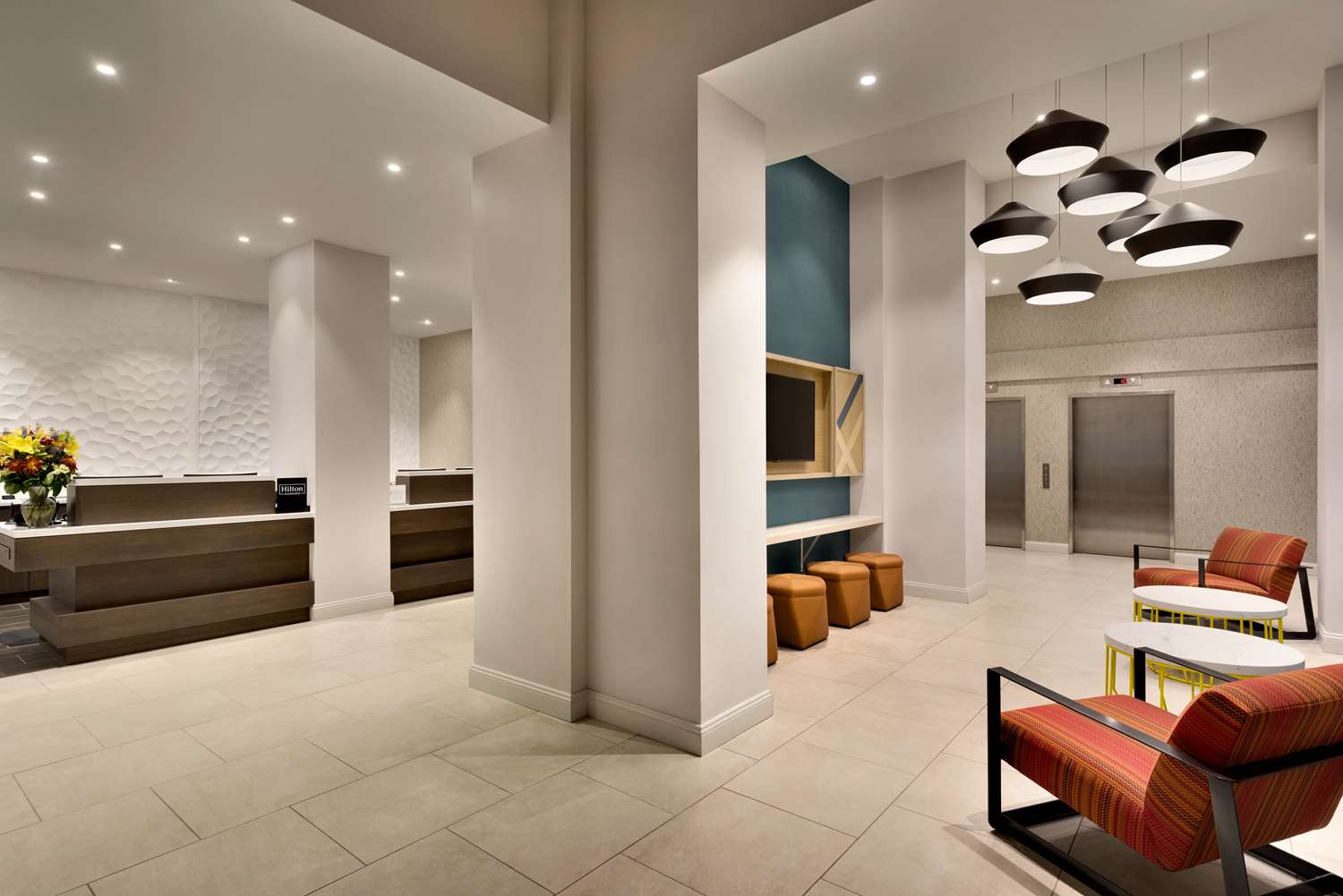 Фото Hilton Garden Inn New York Times Square South