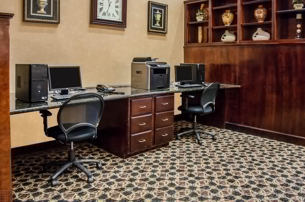 Фото Comfort Suites Mobile