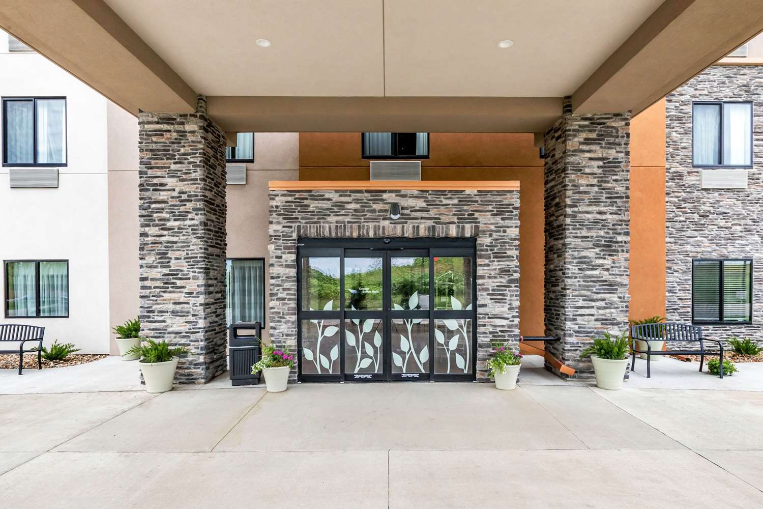 Фото Sleep Inn & Suites West Des Moines near Jordan Creek