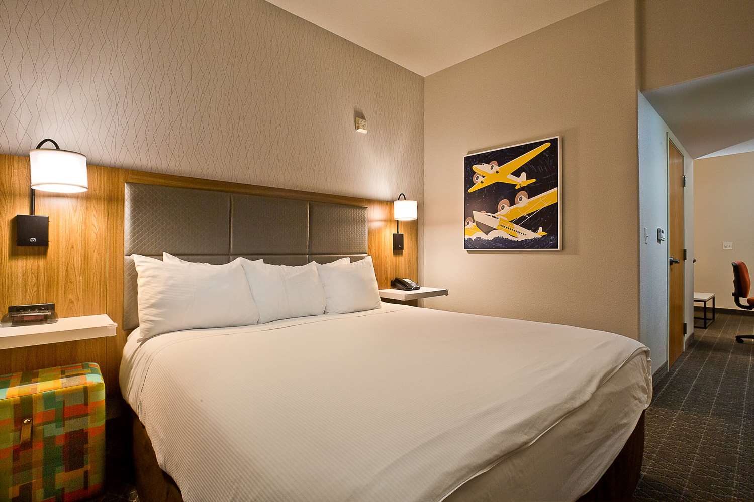 Фото Hawthorn Suites by Wyndham Oakland/Alameda