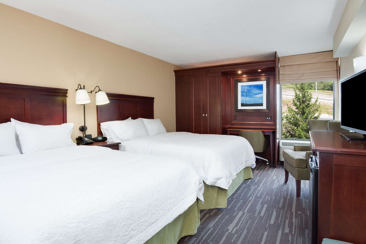 Фото Hampton Inn Somerset