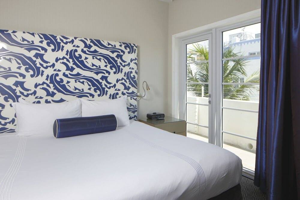 Фото Hotel Breakwater South Beach