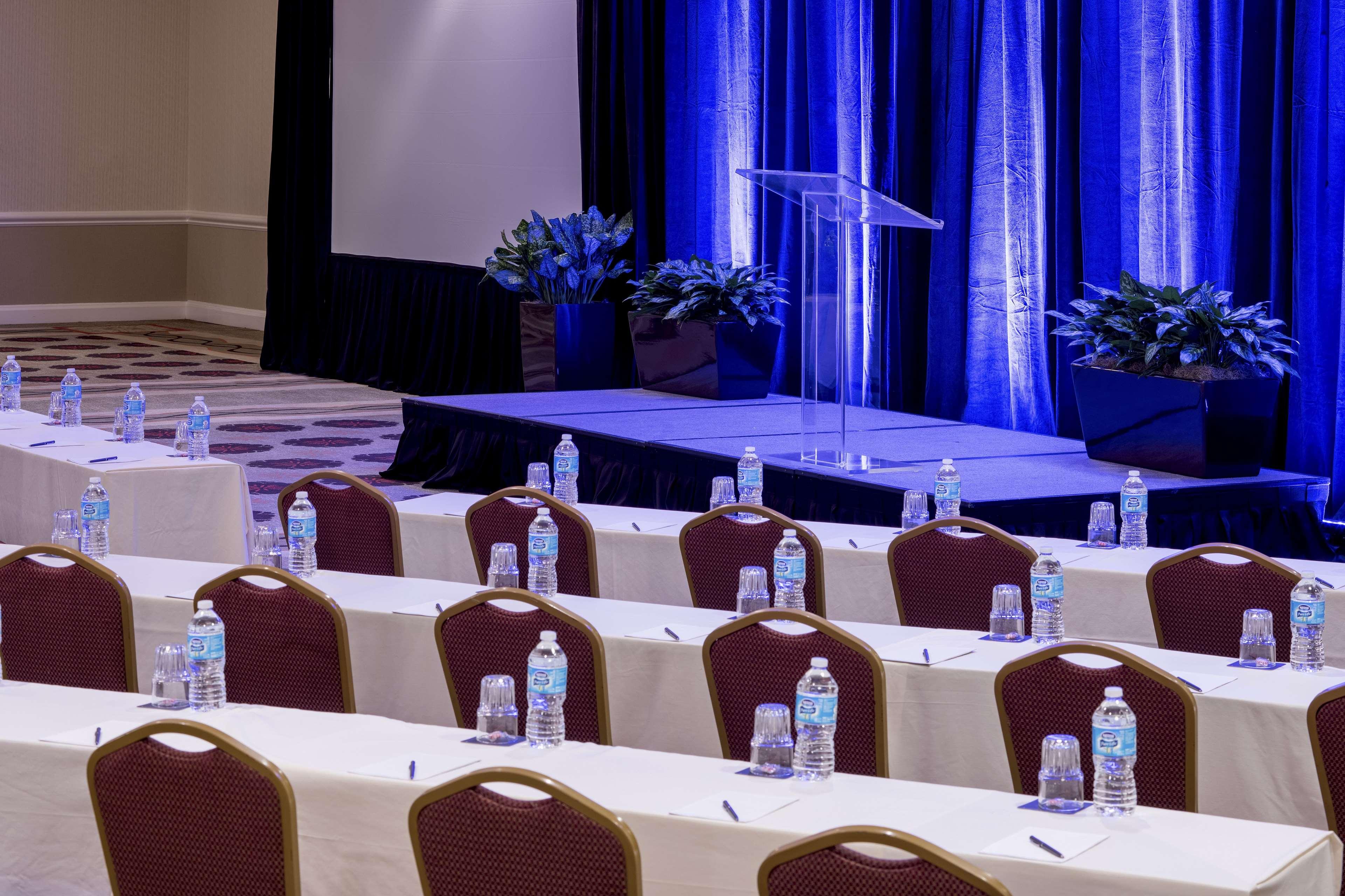 Фото Hilton Houston Galleria Area