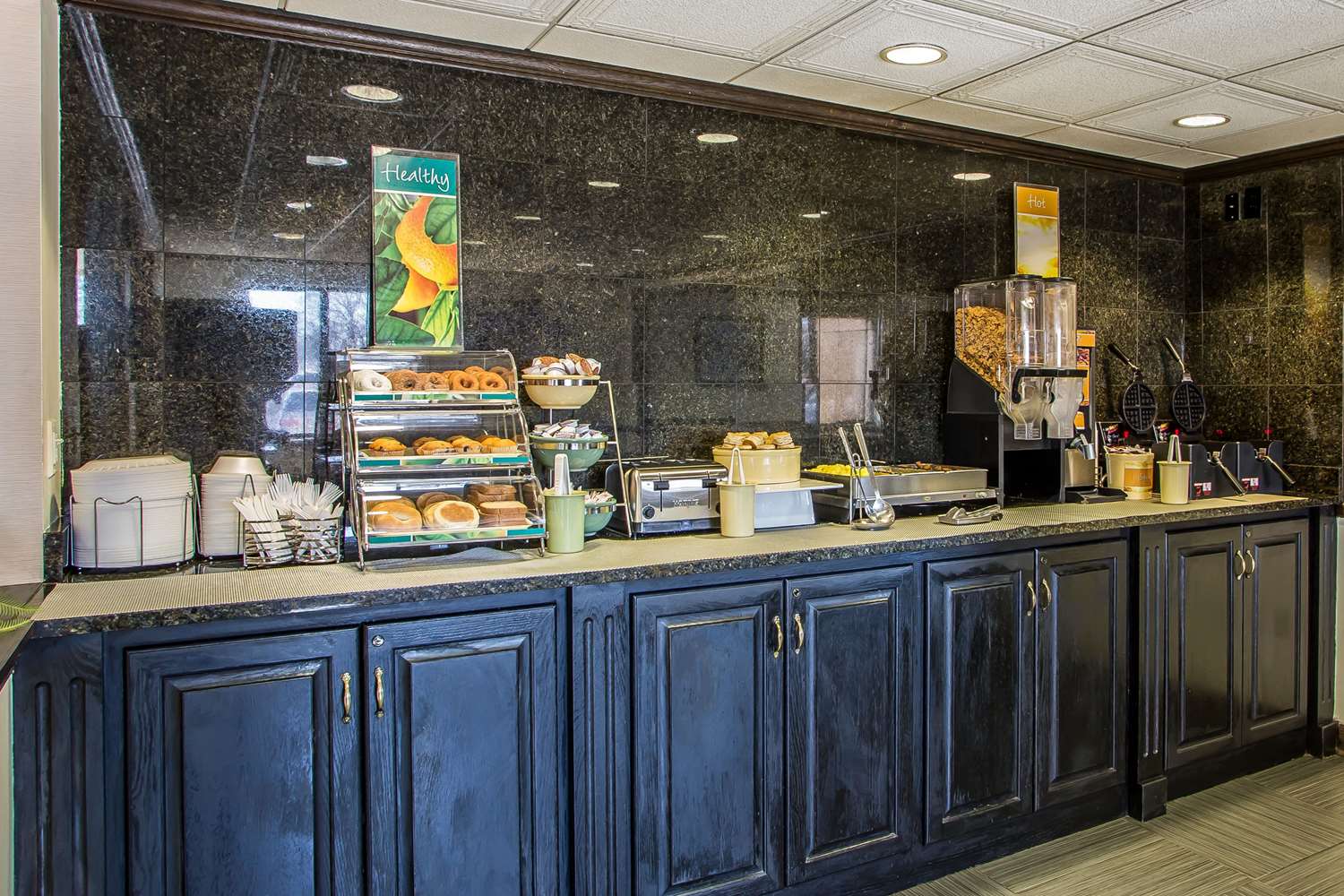 Фото Quality Inn Elgin I-90
