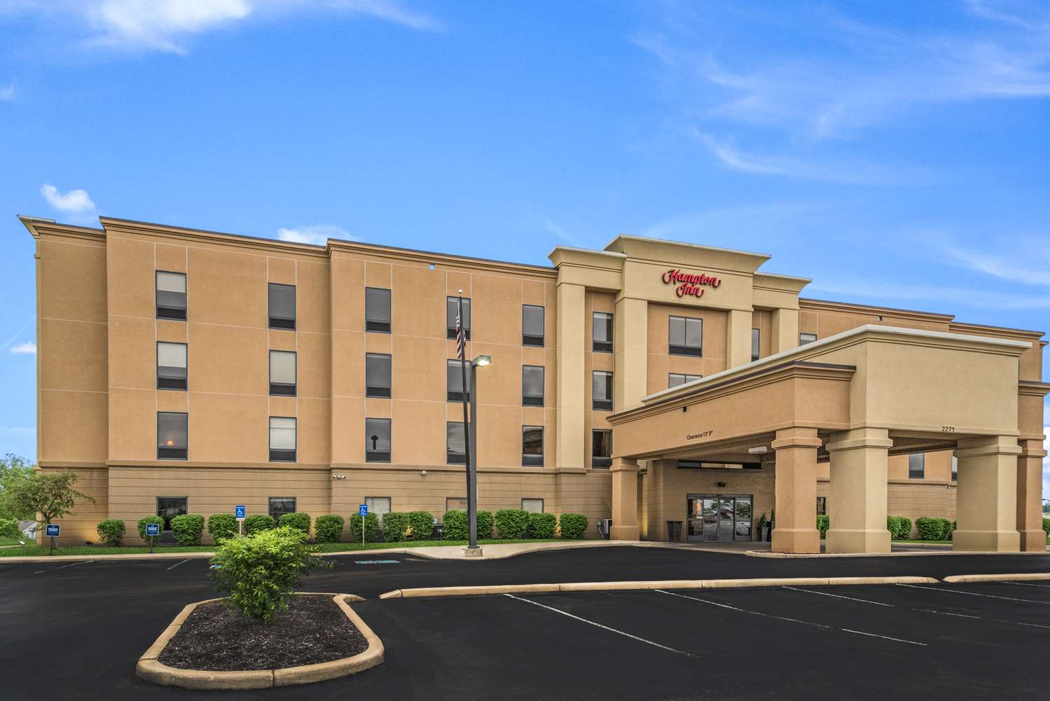 Фото Hampton Inn Greenfield