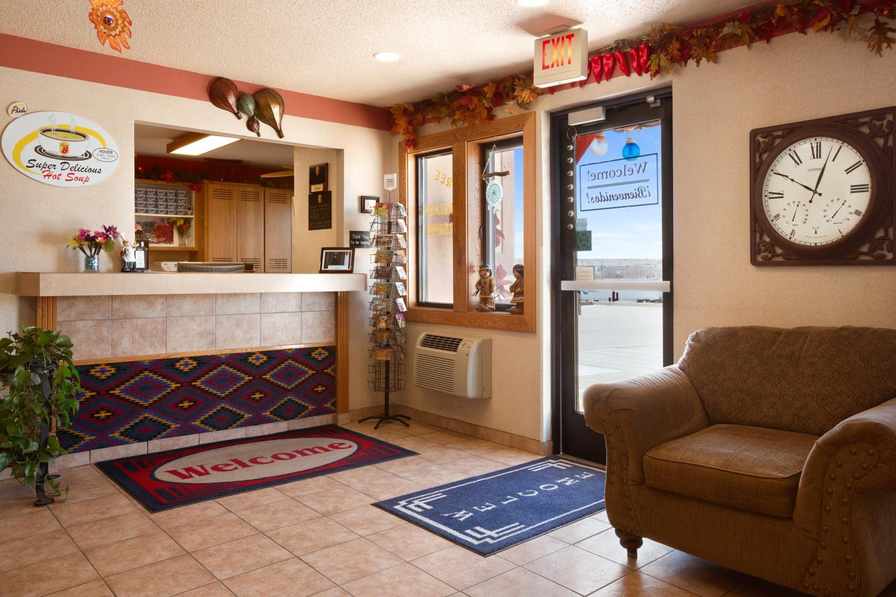 Фото Super 8 by Wyndham Las Vegas