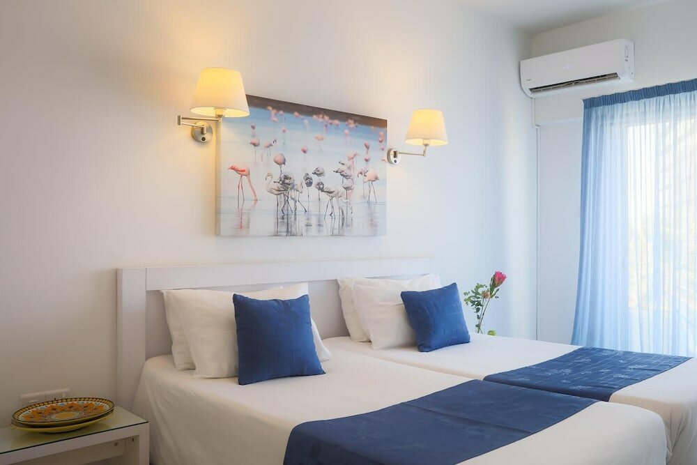 Фото Mikes Kanarium Hotel