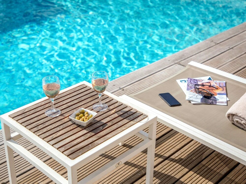 Фото Отель Mercure Hyeres Centre